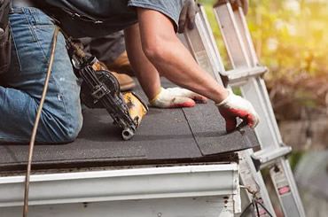 Flat roof installation and repair: EPDM rubber, GRP fibreglass, felt