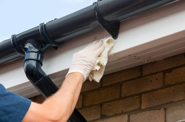 Guttering and downpipe installation and replacement